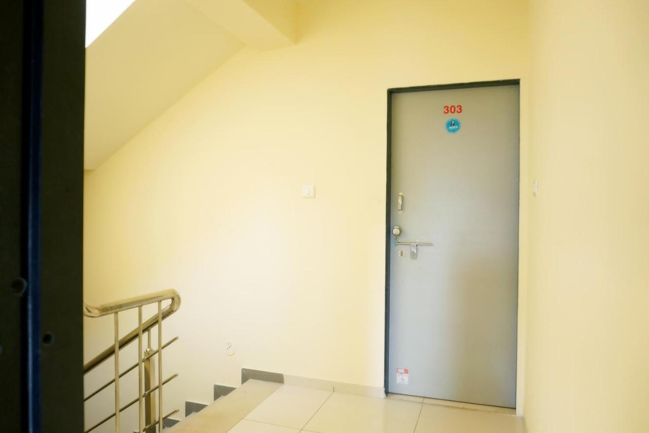 Hotel Nova Sk Radźkot Zewnętrze zdjęcie